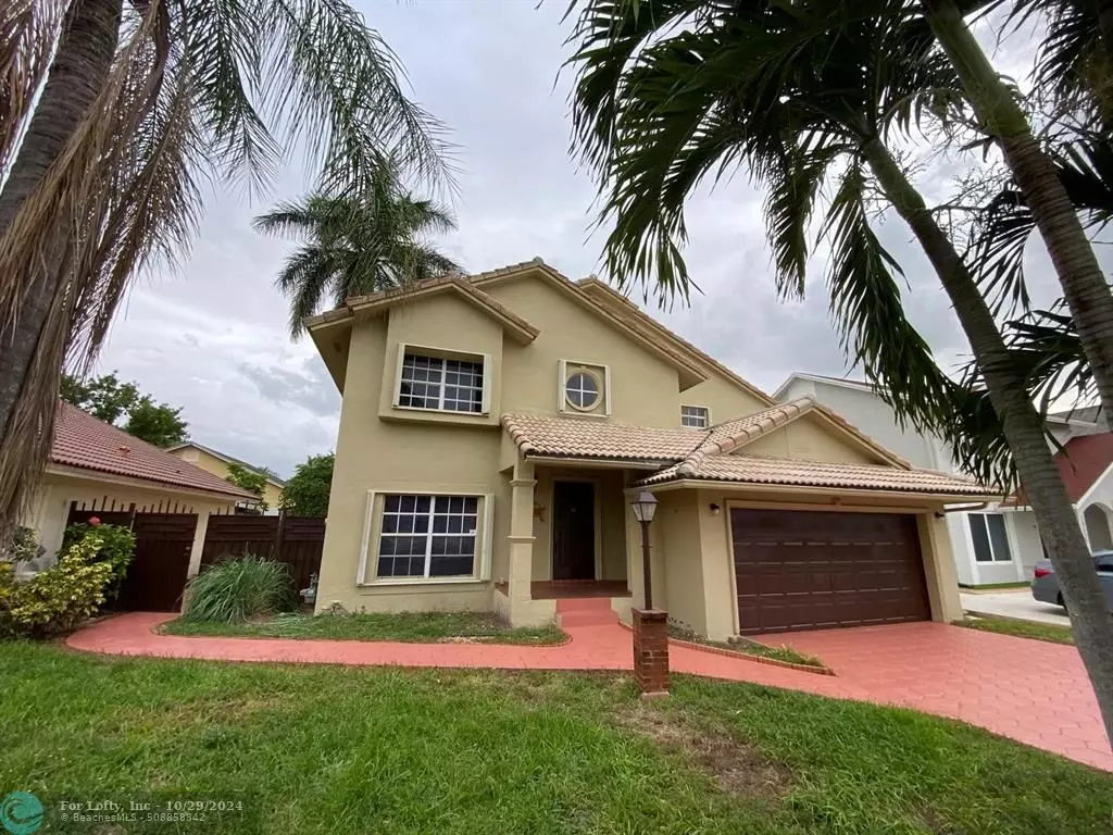 Hialeah, FL 33015,18648 NW 78th Ct