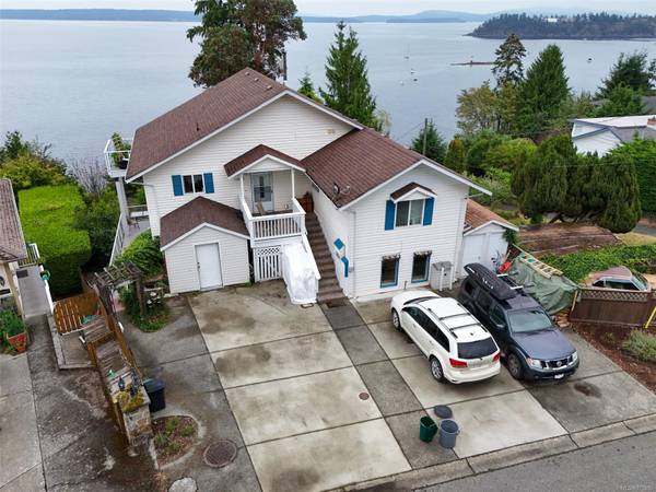 10045 Beach Dr, Chemainus, BC V0R 1K1