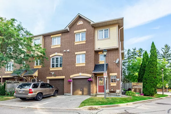 Pickering, ON L1V 6Z8,1735 Walnut LN #41