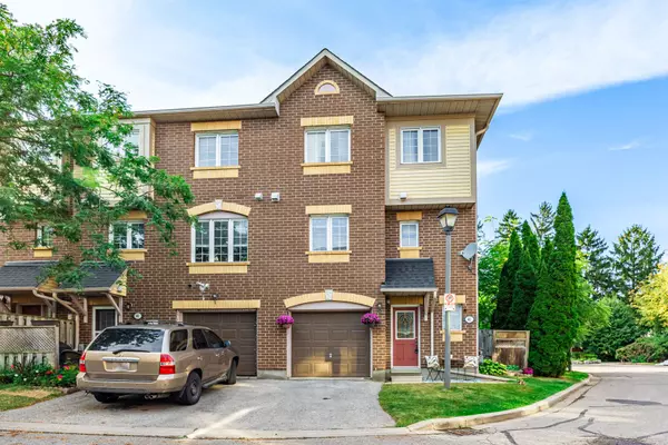 Pickering, ON L1V 6Z8,1735 Walnut LN #41