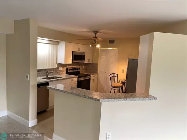 Delray Beach, FL 33484,5936 Morningstar Cir  #203