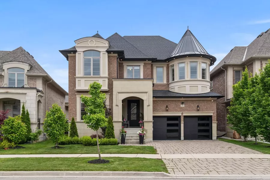 396 Woodgate Pines DR, Vaughan, ON L4H 3N5