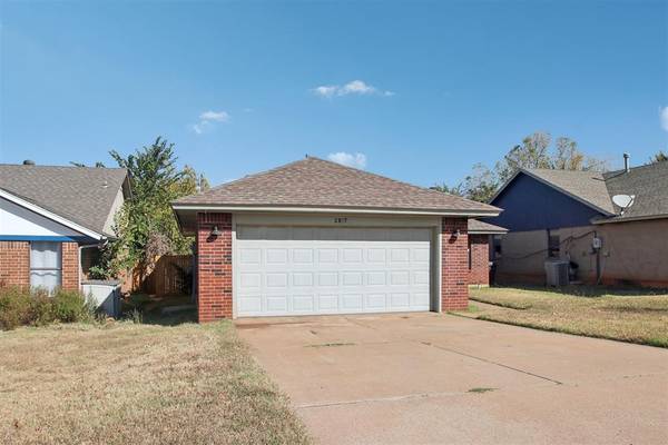 2817 Green Canyon Drive, Edmond, OK 73013