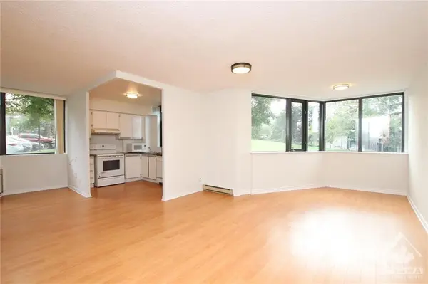 Ottawa, ON K2B 8M5,2871 RICHMOND RD #410