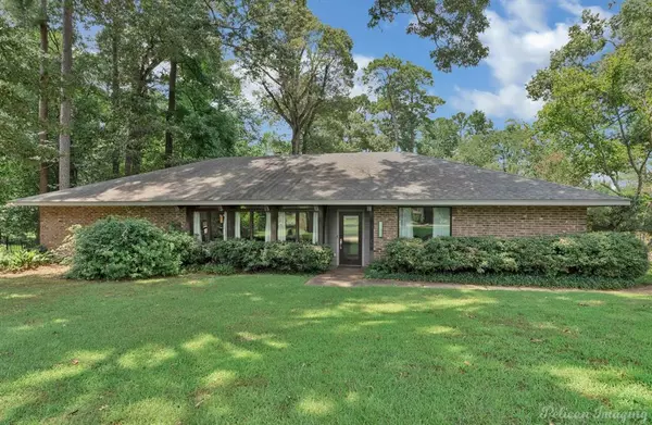 2048 Pepper Ridge Drive, Shreveport, LA 71115