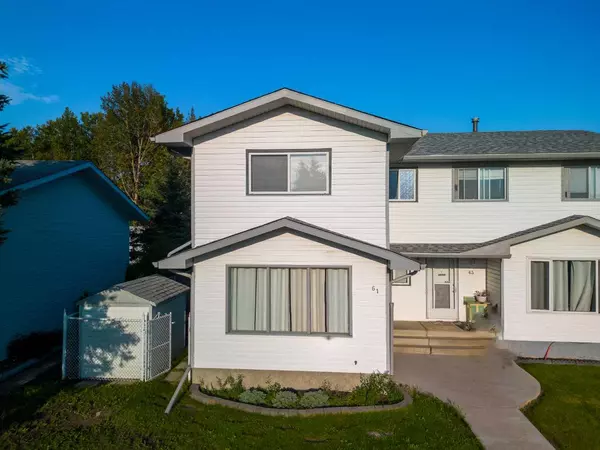 61 Kimzey XING, Whitecourt, AB T7S 1G1