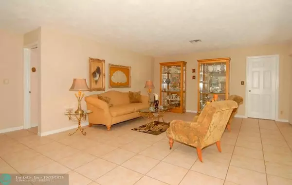 Boca Raton, FL 33486,640 SW 16th St