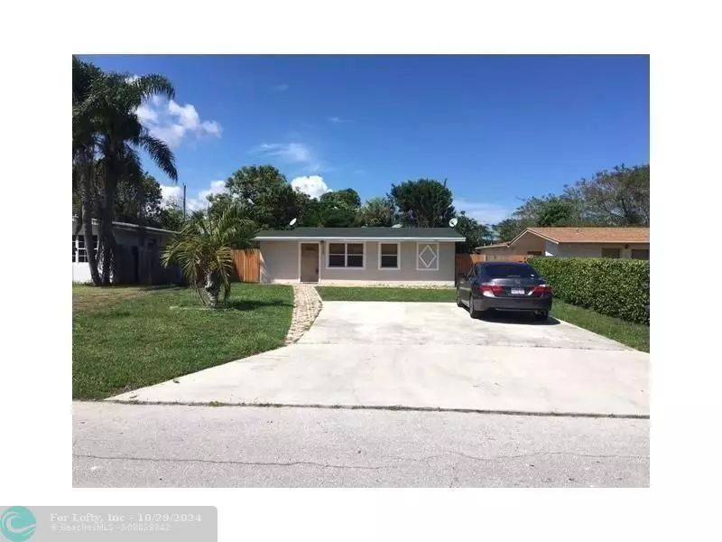 381 Hastings St, Boca Raton, FL 33487