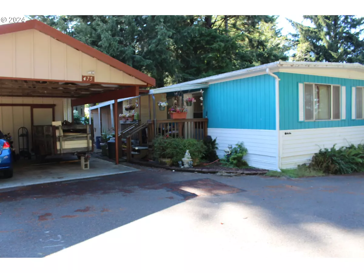 Coos Bay, OR 97420,475 VILLAGE PINES WAY