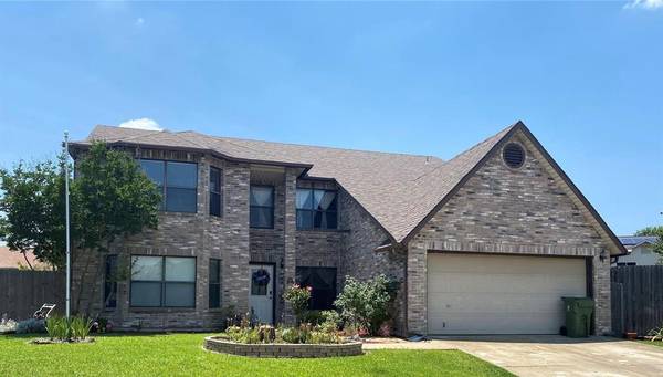 300 Beryl Court, Arlington, TX 76002