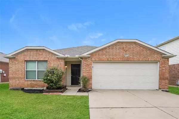 1716 Wind Dancer Trail, Fort Worth, TX 76131