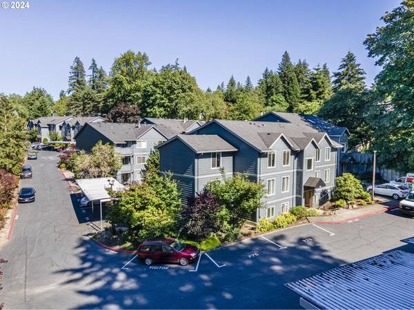 7937 SW 40TH AVE #E, Portland, OR 97219