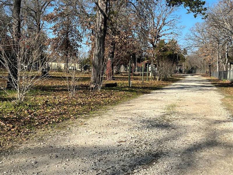 1468 Cedar Mills Road, Gordonville, TX 76245