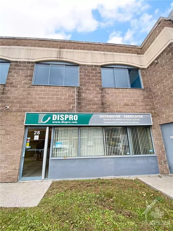 Ottawa, ON K1J 9N5,5300 CANOTEK RD #26-28