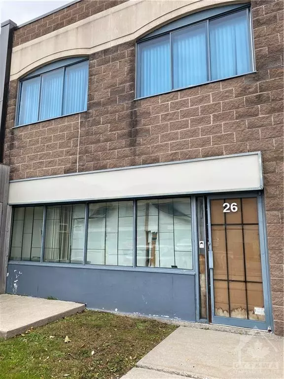 Ottawa, ON K1J 9N5,5300 CANOTEK RD #26-28