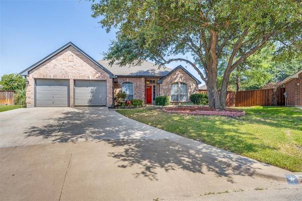 2311 Richmond Circle, Mansfield, TX 76063