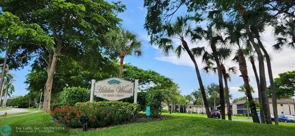 Deerfield Beach, FL 33442,297 Deer Creek Blvd  #1303