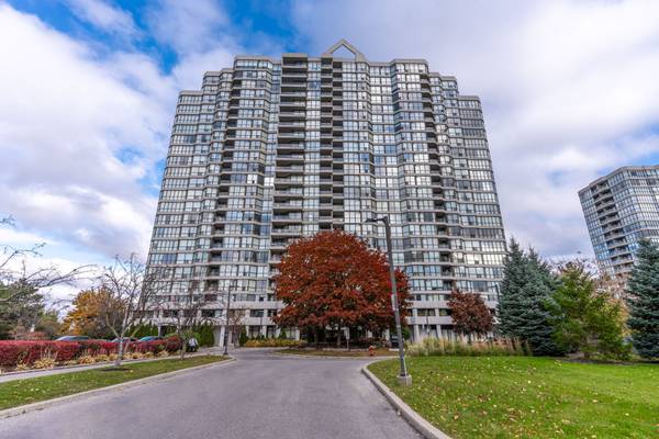 3 Rowntree RD #1701, Toronto W10, ON M9V 5G8