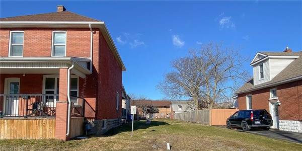 Welland, ON L3C 1K5,281 NIAGARA ST