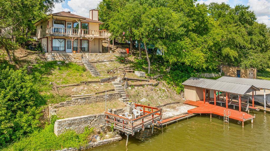 4501 Lakeshore Drive, Granbury, TX 76048