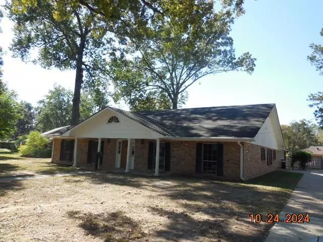 2133 Maywood Drive, Monroe, LA 71201