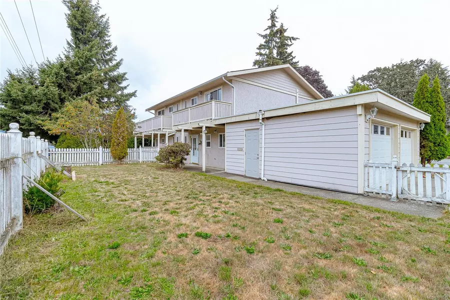 726A Kelly Rd, Colwood, BC V9B 2A9