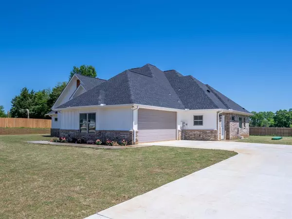 Bullard, TX 75757,21821 Country Meadows