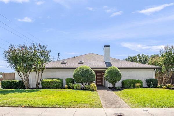 7424 Brentfield Drive, Dallas, TX 75248