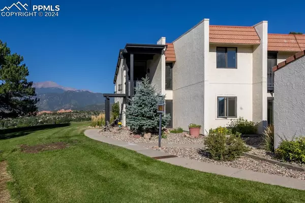 1074 Fontmore RD #C, Colorado Springs, CO 80904