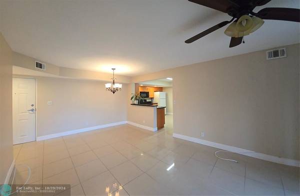 Plantation, FL 33322,10155 W Sunrise Blvd  #105