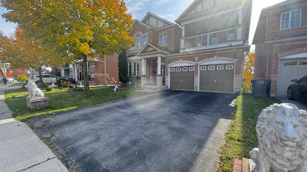 56 Southlake BLVD #Upper, Brampton, ON L6V 4P3