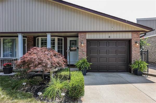 St. Catharines, ON L2N 6E3,8 KILKENNY DR