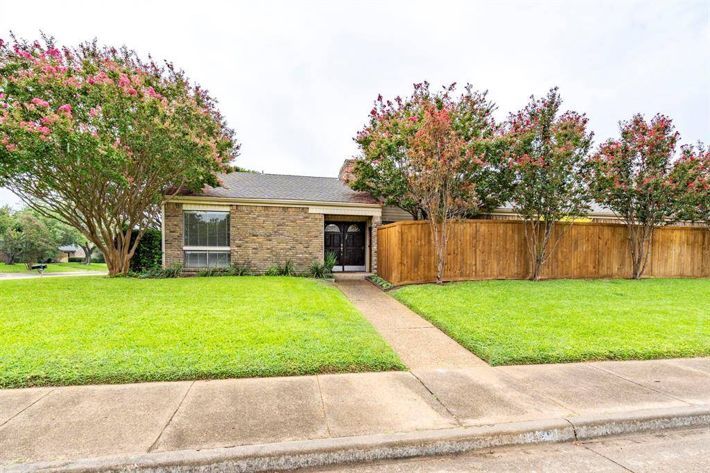 Dallas, TX 75248,16429 Lauder Lane