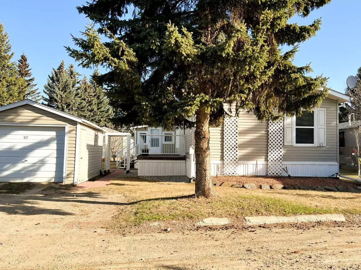 Ponoka, AB T4J1M5,6205 54 Street #57