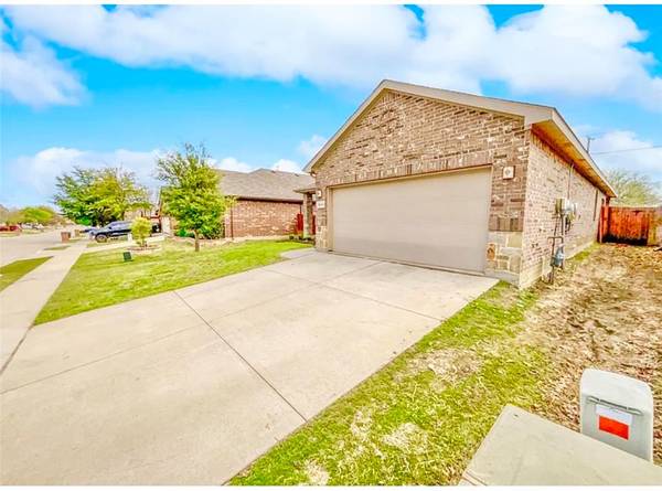 Fort Worth, TX 76244,2620 Triangle Leaf Drive