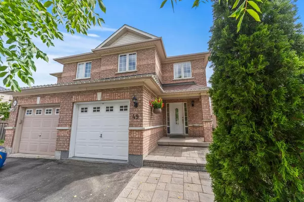 49 Country Drive LN, Vaughan, ON L6A 3S7