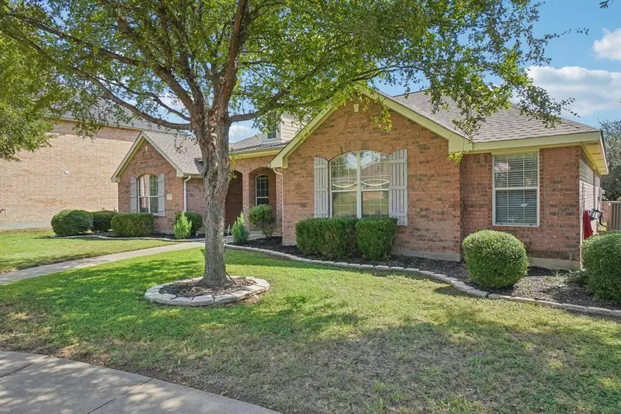 2712 Tea Olive Drive, Glenn Heights, TX 75154