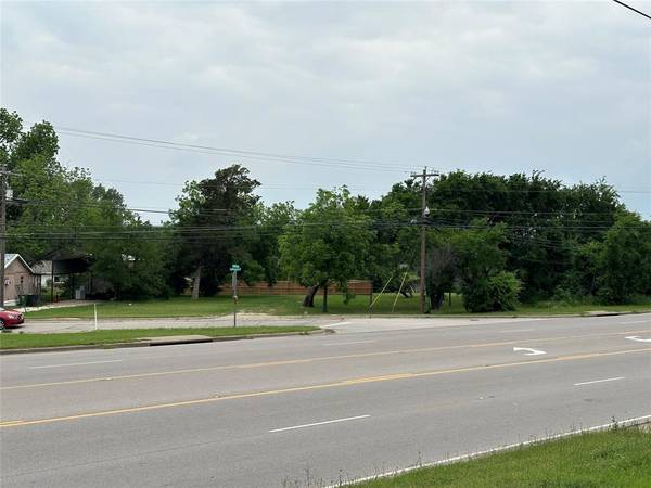 Glen Rose, TX 76043,613 S Jefferson Avenue