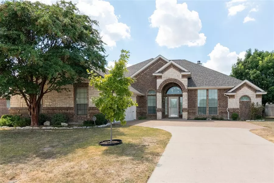 13541 Fishing Hole Lane, Fort Worth, TX 76052