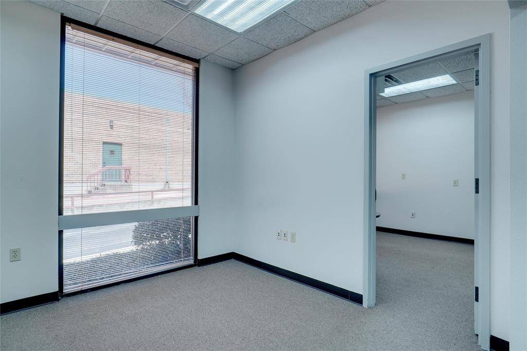 Euless, TX 76040,425 Westpark Way #Private Offices