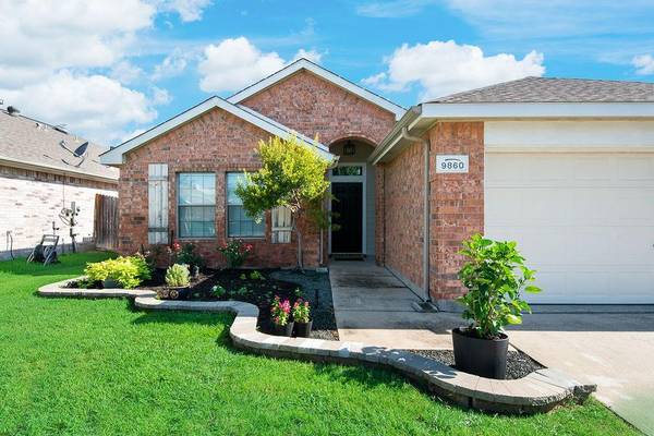 9860 Autumn Sage Drive,  Fort Worth,  TX 76108