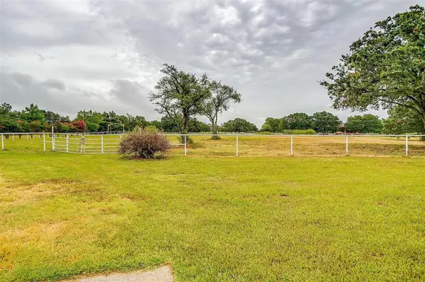 Terrell, TX 75161,8931 County Road 313