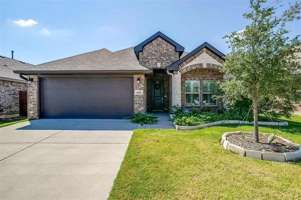 4501 Ridgehurst Lane, Fort Worth, TX 76036