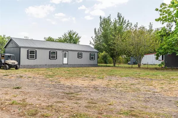 Petty, TX 75470,36 County Road 26711