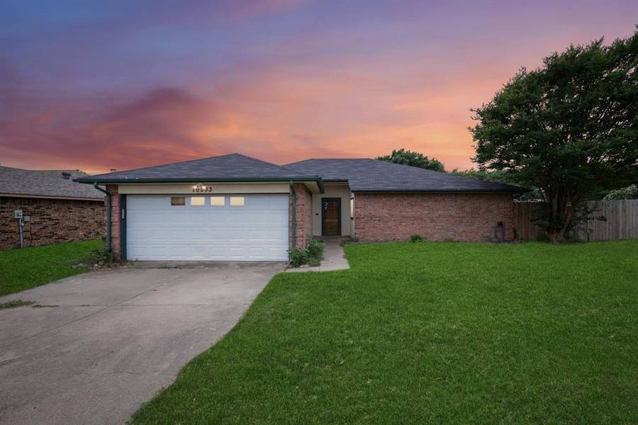 10233 Stoney Bridge Road, Fort Worth, TX 76108