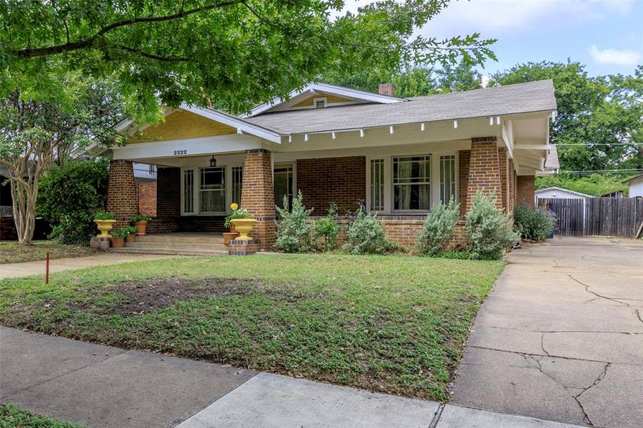 2222 Harrison Avenue, Fort Worth, TX 76110