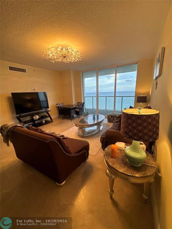 Sunny Isles Beach, FL 33160,16699 Collins Ave  #1102