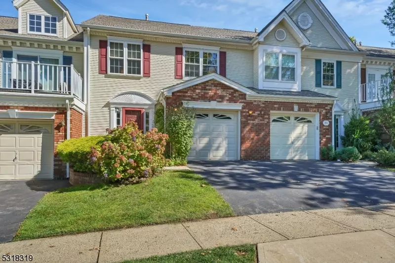 106 Topaz Dr, Franklin Twp., NJ 08823