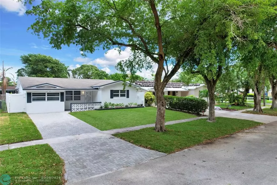 5311 Pierce St, Hollywood, FL 33021