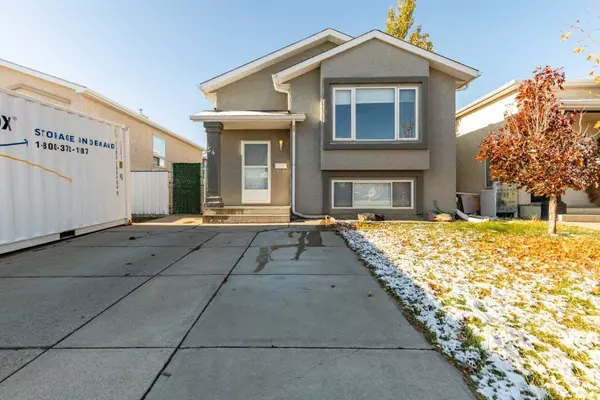 54 Assiniboia WAY West, Lethbridge, AB T1K 6X3